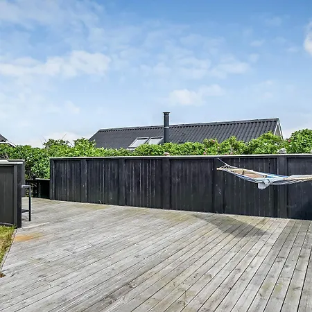 Skont Og Lyst Med Panoramaudsigt Til Ferring So Og Vesterhavet Sj251 Harboør