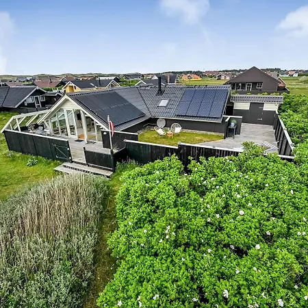 Skont Og Lyst Med Panoramaudsigt Til Ferring So Og Vesterhavet Sj251
